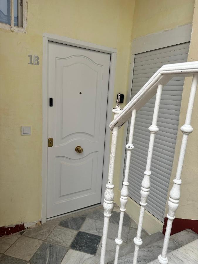 Apartamento Nebro Sol Cadiz Exterior photo